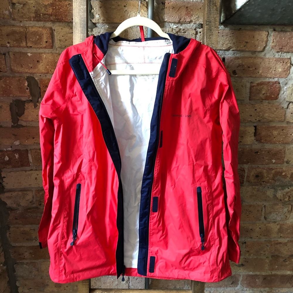 Vineyard Vines Rain Jacket, size Medium women’s